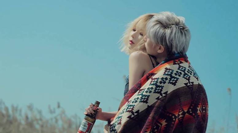 HyunA-Hyunseung-trouble-maker_1382920953_af_org
